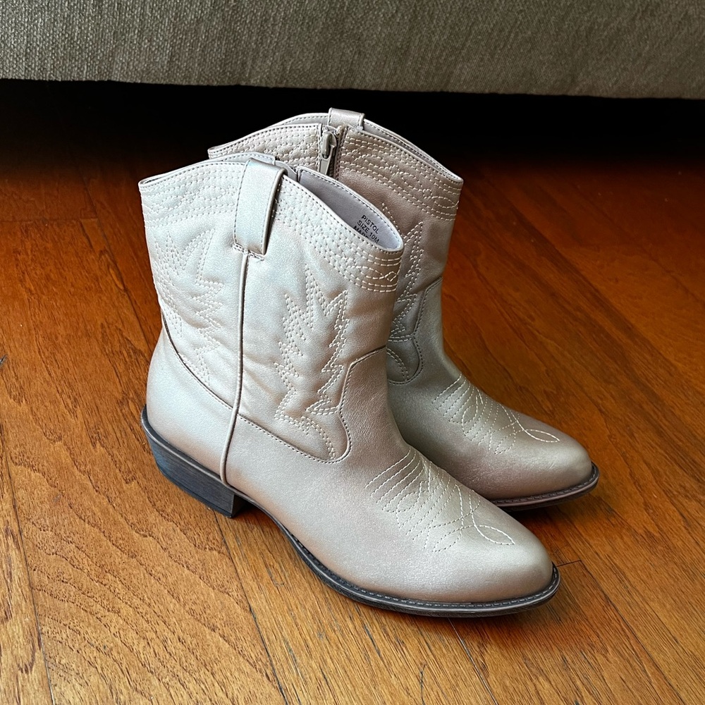 Coconuts Pistol Platino Western Ankle Boots - Picture 2 of 4